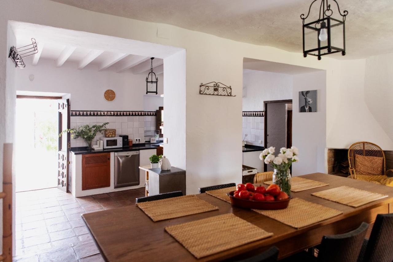 Finca El Almendrillo Iznájar Екстериор снимка